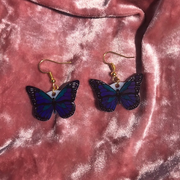 Handmade Earrings🦋 - Picture 2 of 3